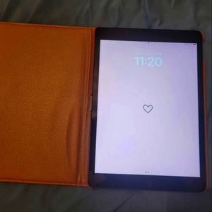 9th generation iPad 64gb